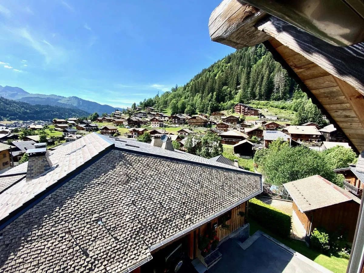 Chalet In Morzine Sleeping 12 With Sauna